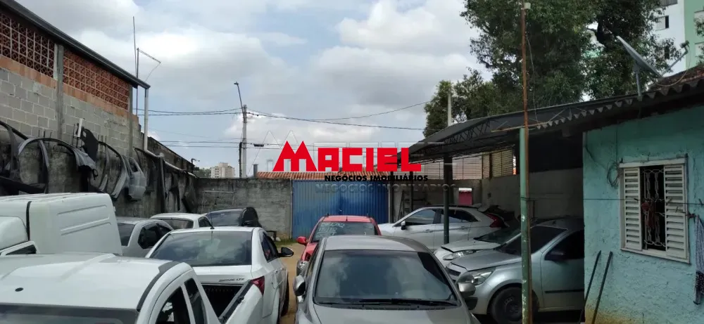 Comprar Casa / Padr&atilde;o em S&atilde;o Jos&eacute; dos Campos R$ 400.000,00 - Foto 1