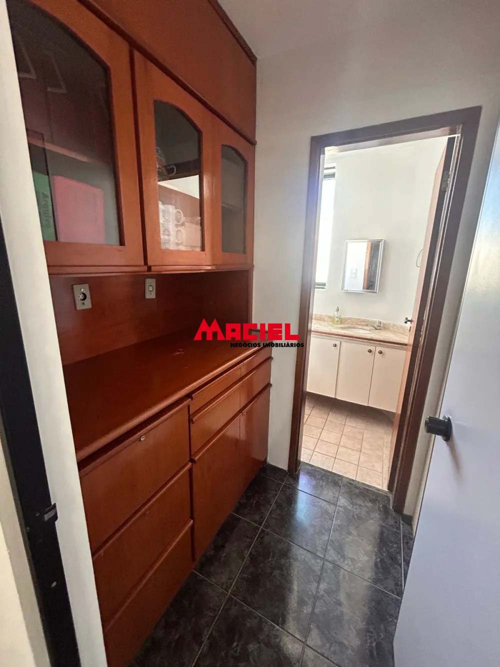 Comprar Comercial / Sala em Edif&iacute;cio/Condom&iacute;nio em S&atilde;o Jos&eacute; dos Campos R$ 490.000,00 - Foto 10