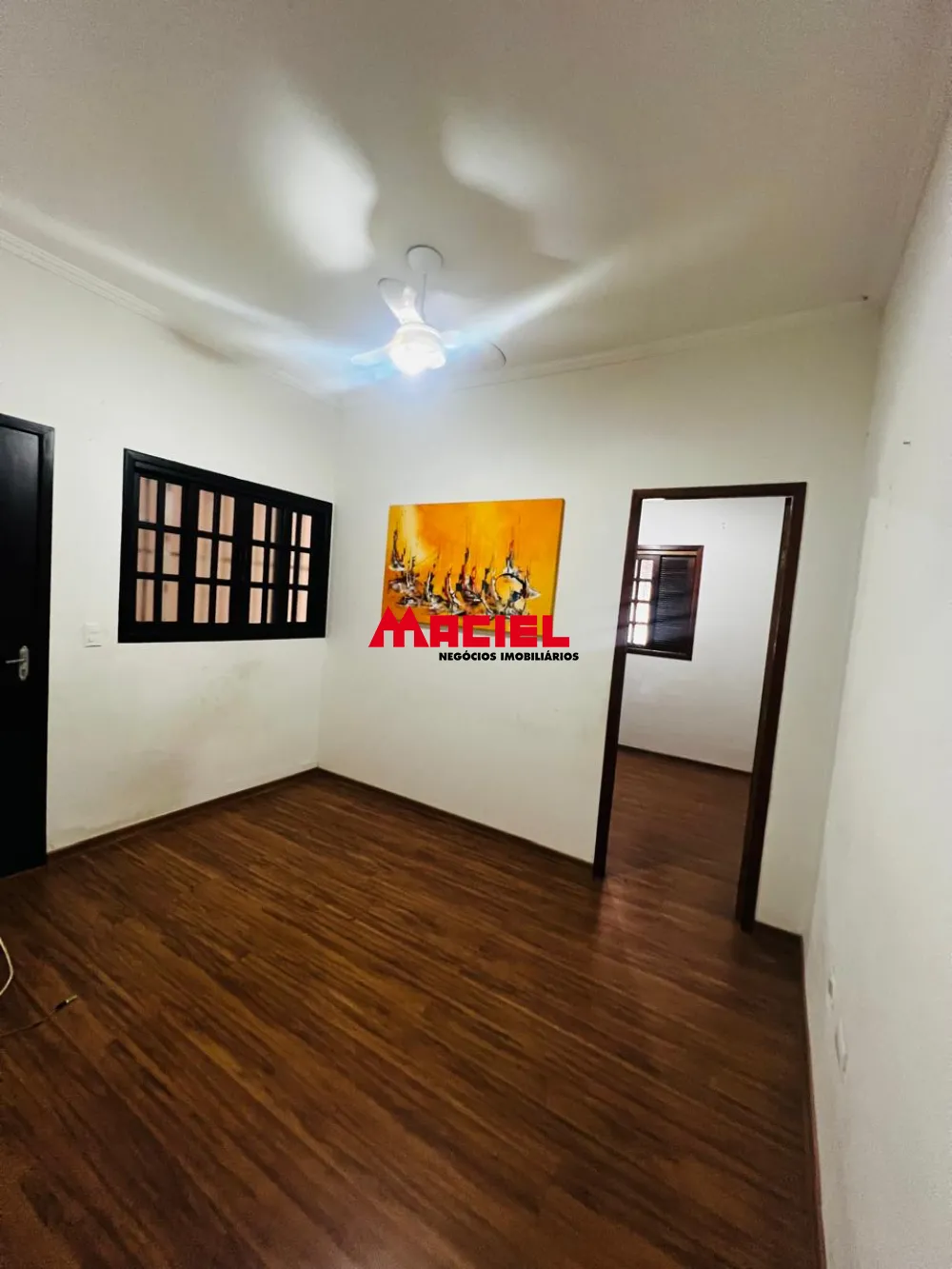 Alugar Casa / Padr&atilde;o em S&atilde;o Jos&eacute; dos Campos R$ 2.000,00 - Foto 4