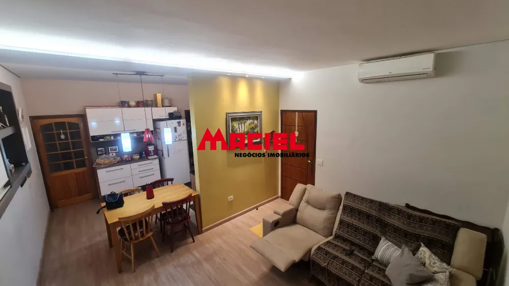 Comprar Casa / Padr&atilde;o em S&atilde;o Jos&eacute; dos Campos R$ 650.000,00 - Foto 3