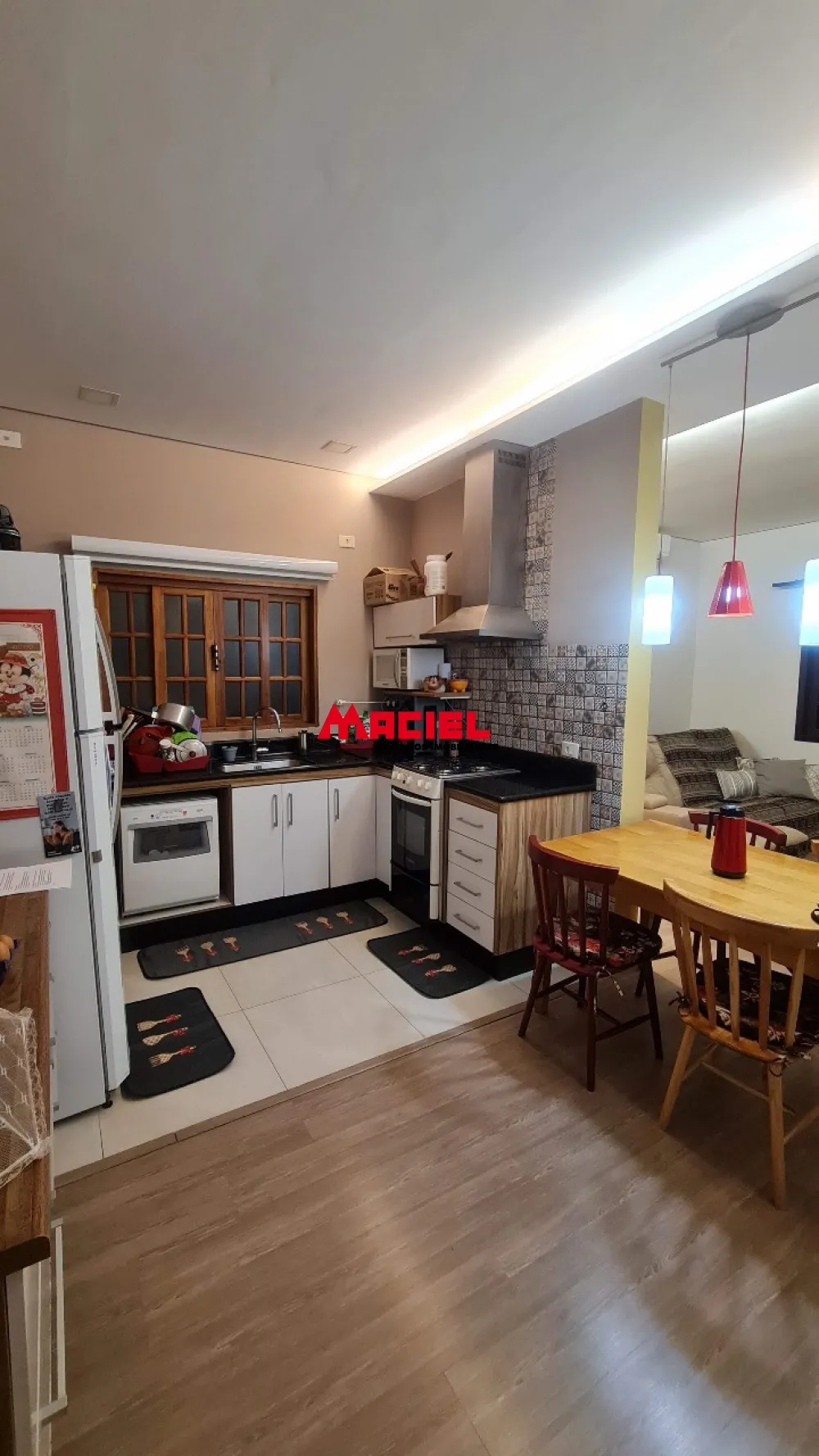 Comprar Casa / Padr&atilde;o em S&atilde;o Jos&eacute; dos Campos R$ 650.000,00 - Foto 2