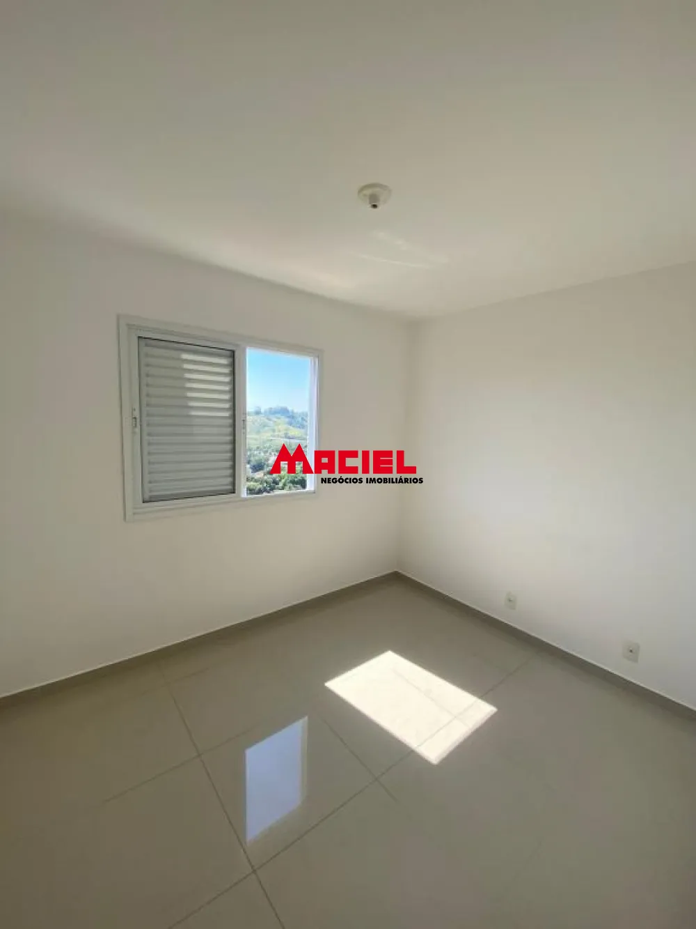 Comprar Apartamento / Padr&atilde;o em S&atilde;o Jos&eacute; dos Campos R$ 395.000,00 - Foto 5