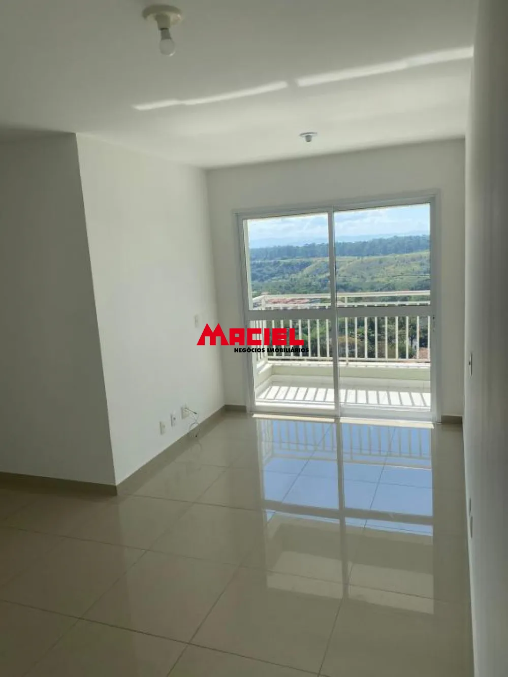 Comprar Apartamento / Padr&atilde;o em S&atilde;o Jos&eacute; dos Campos R$ 395.000,00 - Foto 1