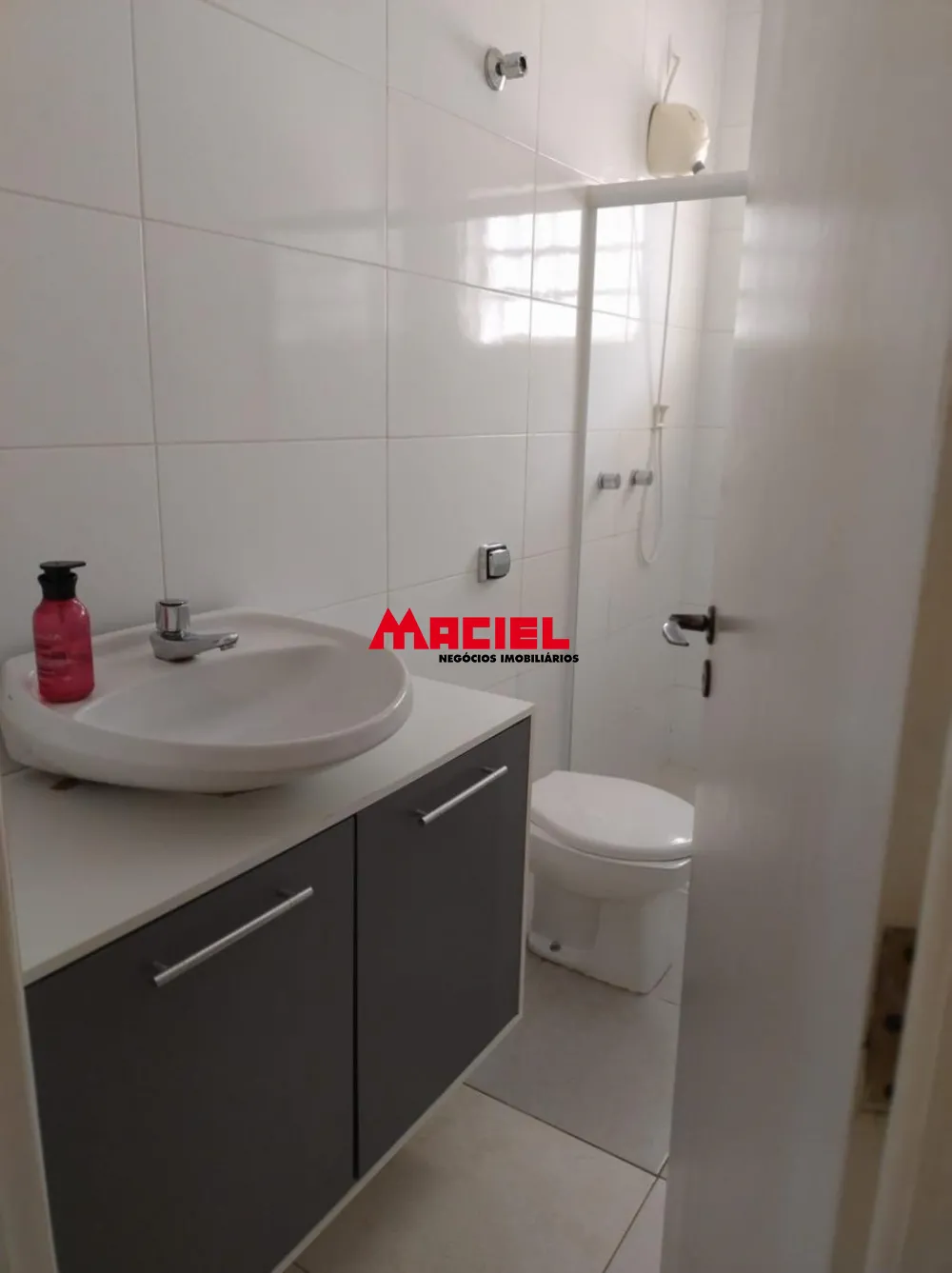 Comprar Casa / Ed&iacute;cula em S&atilde;o Jos&eacute; dos Campos R$ 1.650.000,00 - Foto 18