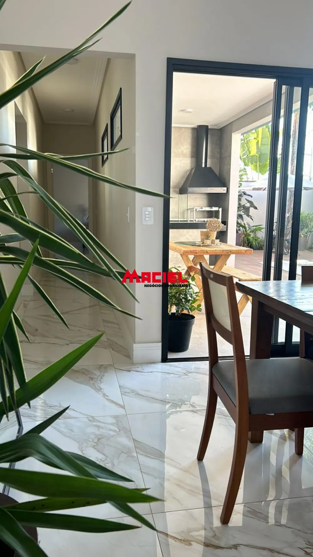 Alugar Casa / Condom&iacute;nio em Ca&ccedil;apava R$ 6.900,00 - Foto 12