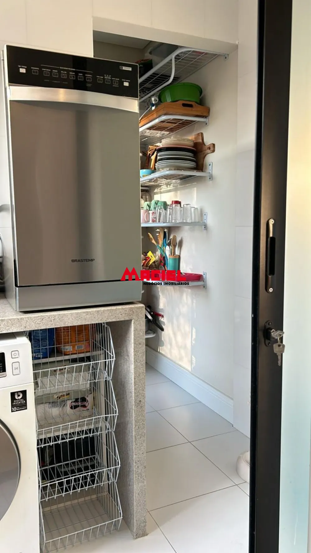 Alugar Casa / Condom&iacute;nio em Ca&ccedil;apava R$ 6.900,00 - Foto 16