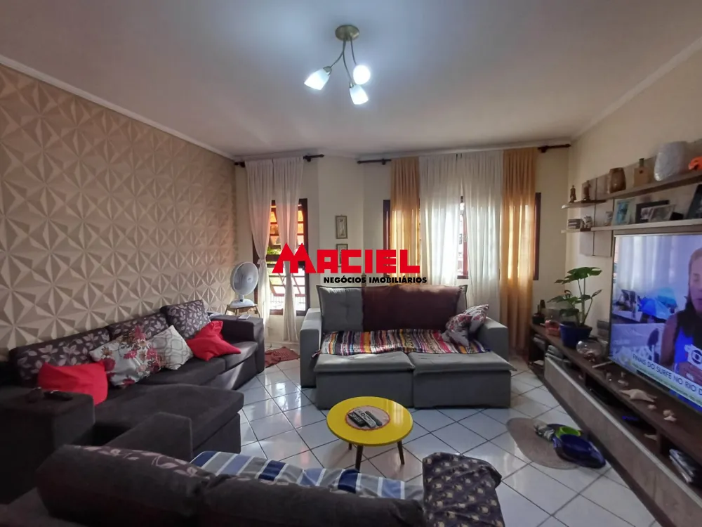 Comprar Casa / Padr&atilde;o em S&atilde;o Jos&eacute; dos Campos R$ 750.000,00 - Foto 3