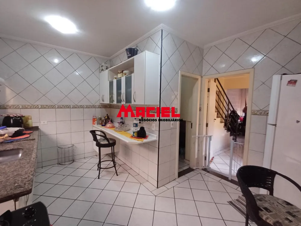 Comprar Casa / Padr&atilde;o em S&atilde;o Jos&eacute; dos Campos R$ 750.000,00 - Foto 5