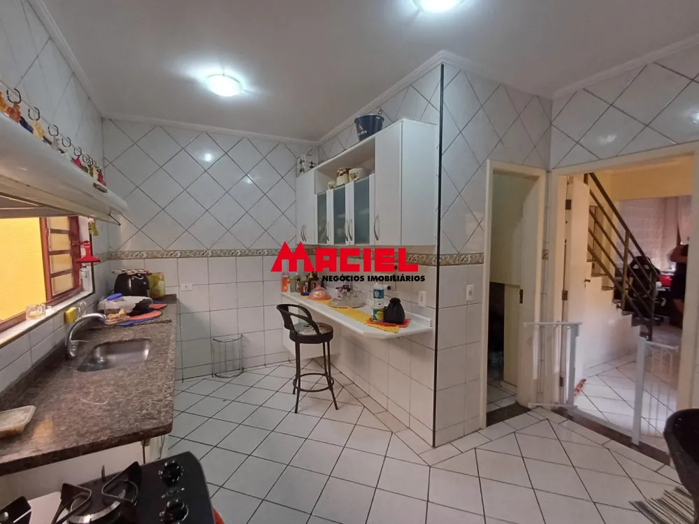 Comprar Casa / Padr&atilde;o em S&atilde;o Jos&eacute; dos Campos R$ 750.000,00 - Foto 6