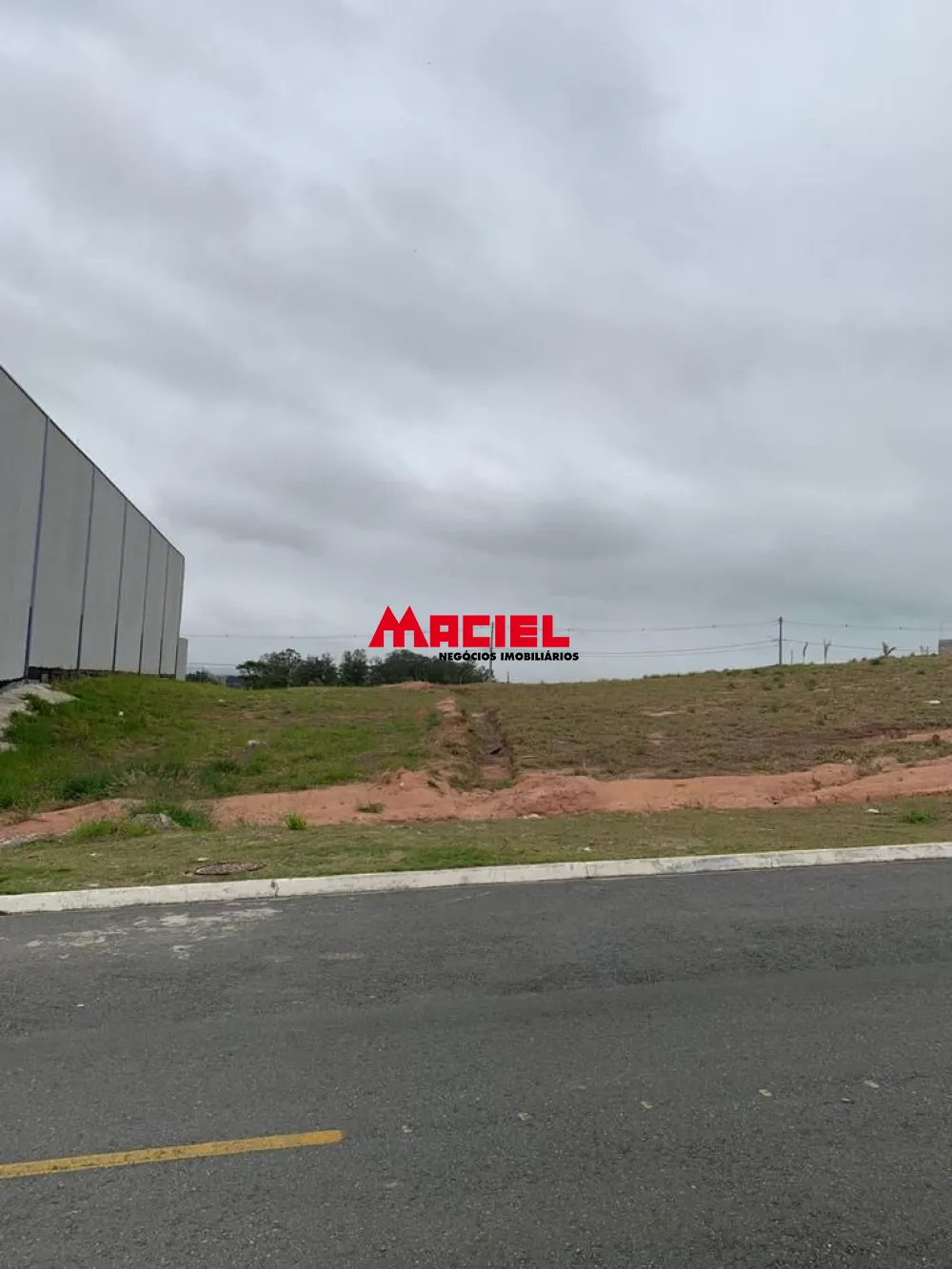 Comprar Terreno / Condom&iacute;nio em Ca&ccedil;apava R$ 800.000,00 - Foto 2