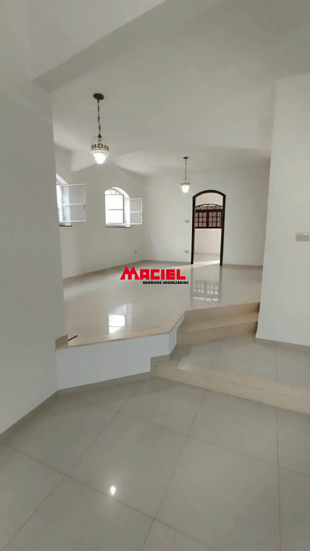Comprar Casa / Sobrado em S&atilde;o Jos&eacute; dos Campos R$ 1.250.000,00 - Foto 3