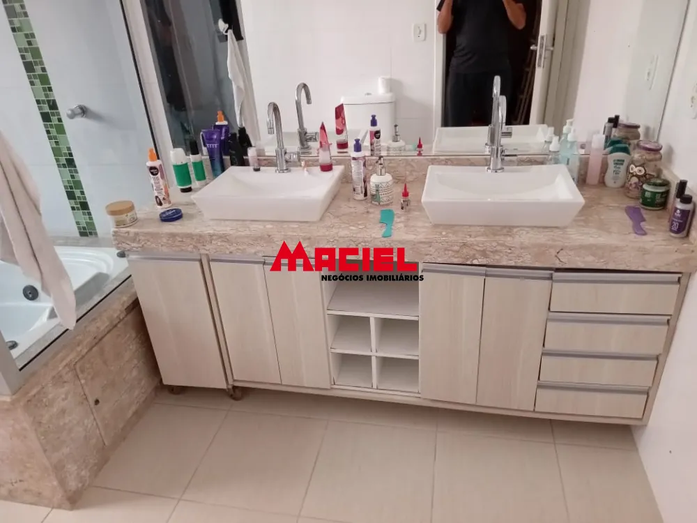 Comprar Casa / Padr&atilde;o em S&atilde;o Jos&eacute; dos Campos R$ 690.000,00 - Foto 11