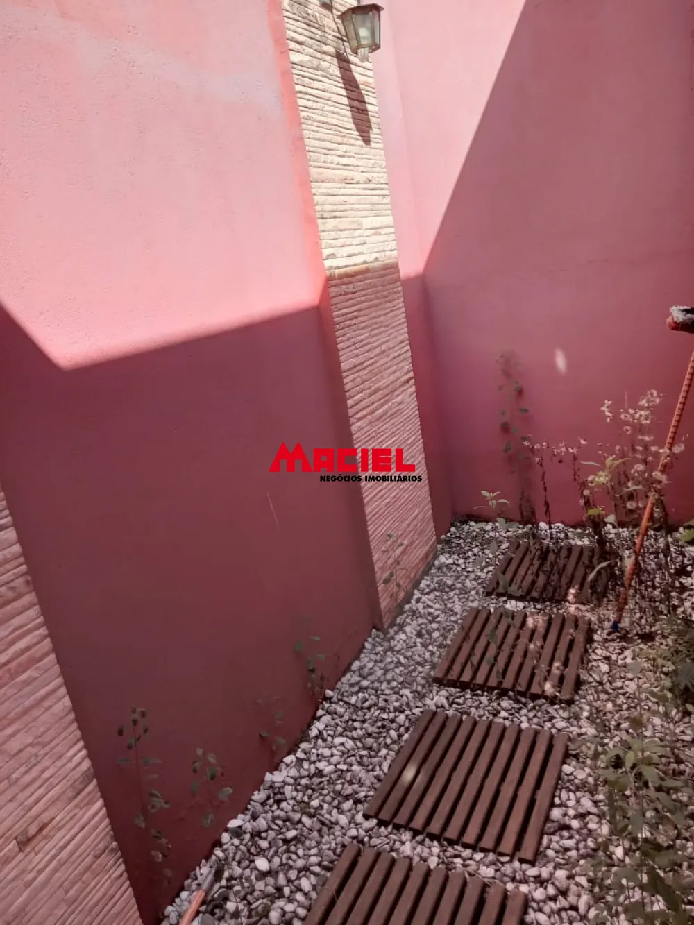 Comprar Casa / Padr&atilde;o em S&atilde;o Jos&eacute; dos Campos R$ 690.000,00 - Foto 17