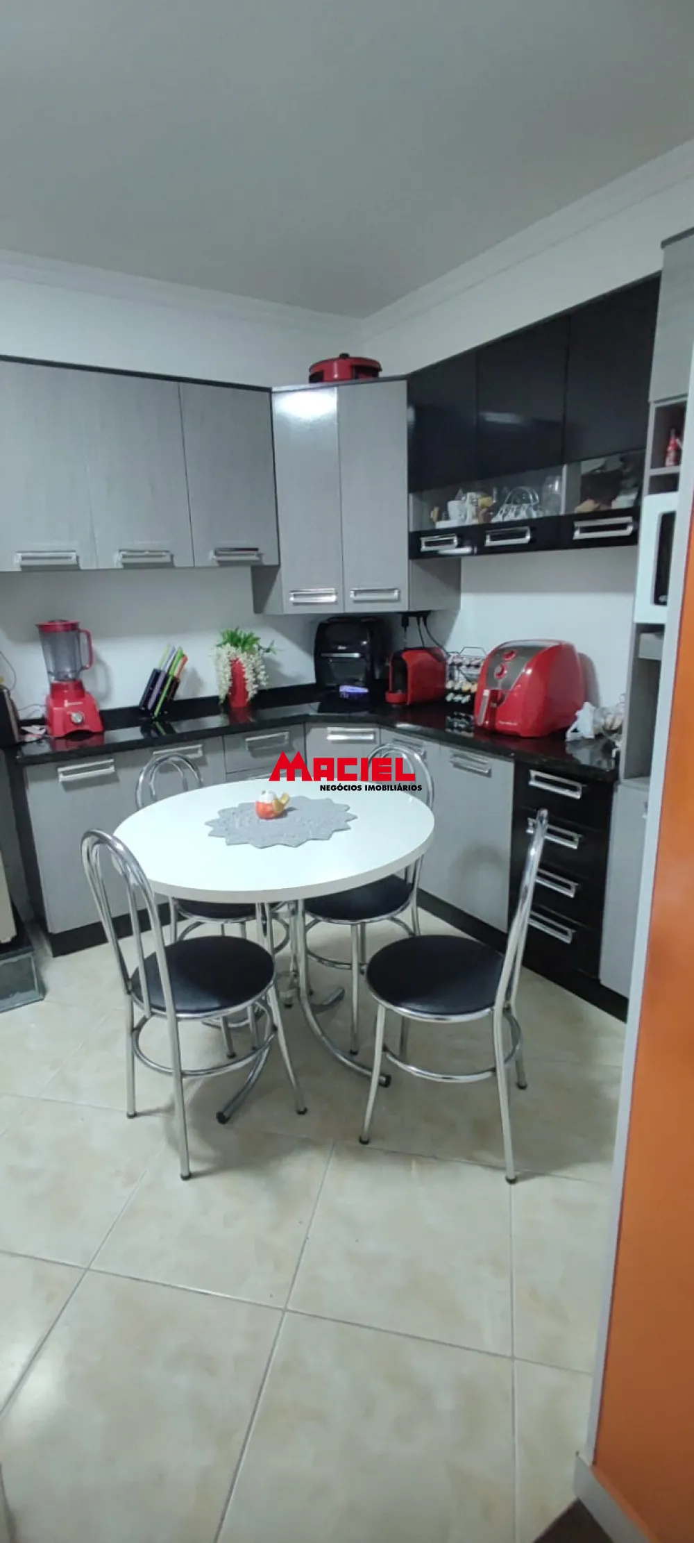 Comprar Casa / Padr&atilde;o em S&atilde;o Jos&eacute; dos Campos R$ 530.000,00 - Foto 2