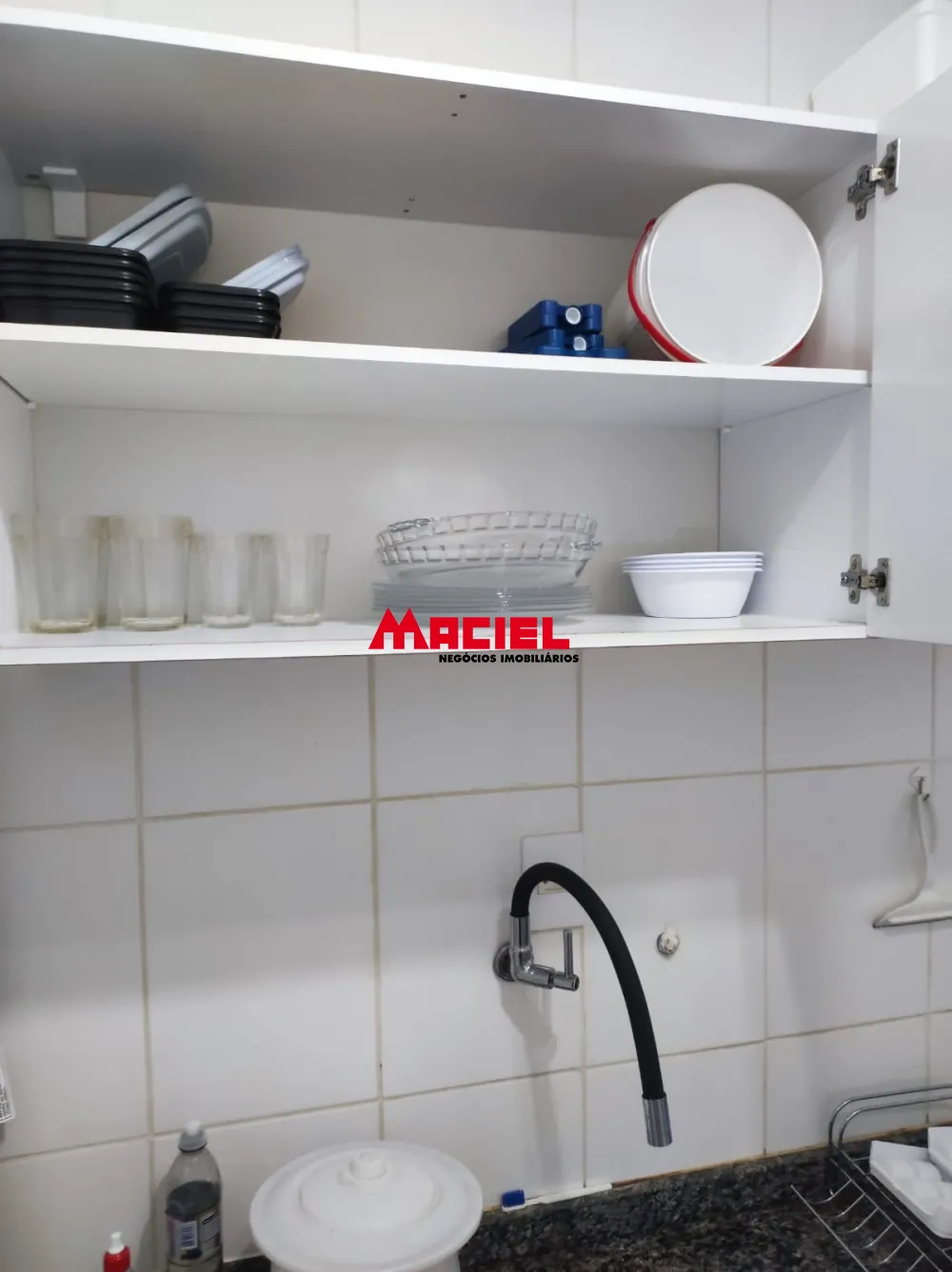 Alugar Apartamento / Padr&atilde;o em S&atilde;o Jos&eacute; dos Campos R$ 2.400,00 - Foto 5