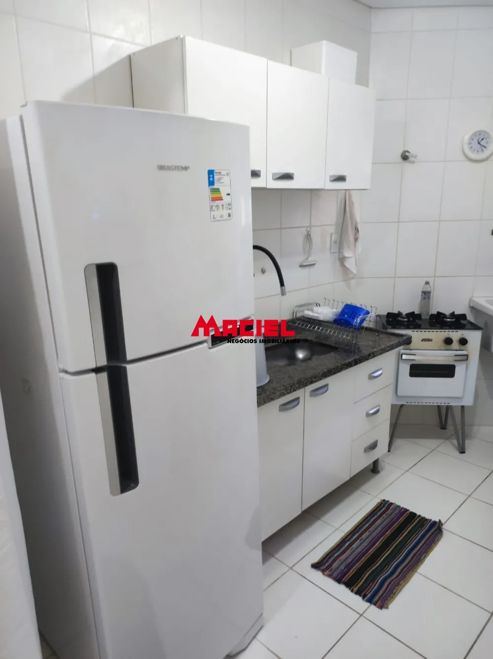 Alugar Apartamento / Padr&atilde;o em S&atilde;o Jos&eacute; dos Campos R$ 2.400,00 - Foto 3