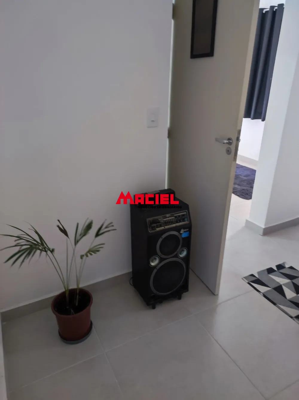 Alugar Apartamento / Padr&atilde;o em S&atilde;o Jos&eacute; dos Campos R$ 2.400,00 - Foto 10