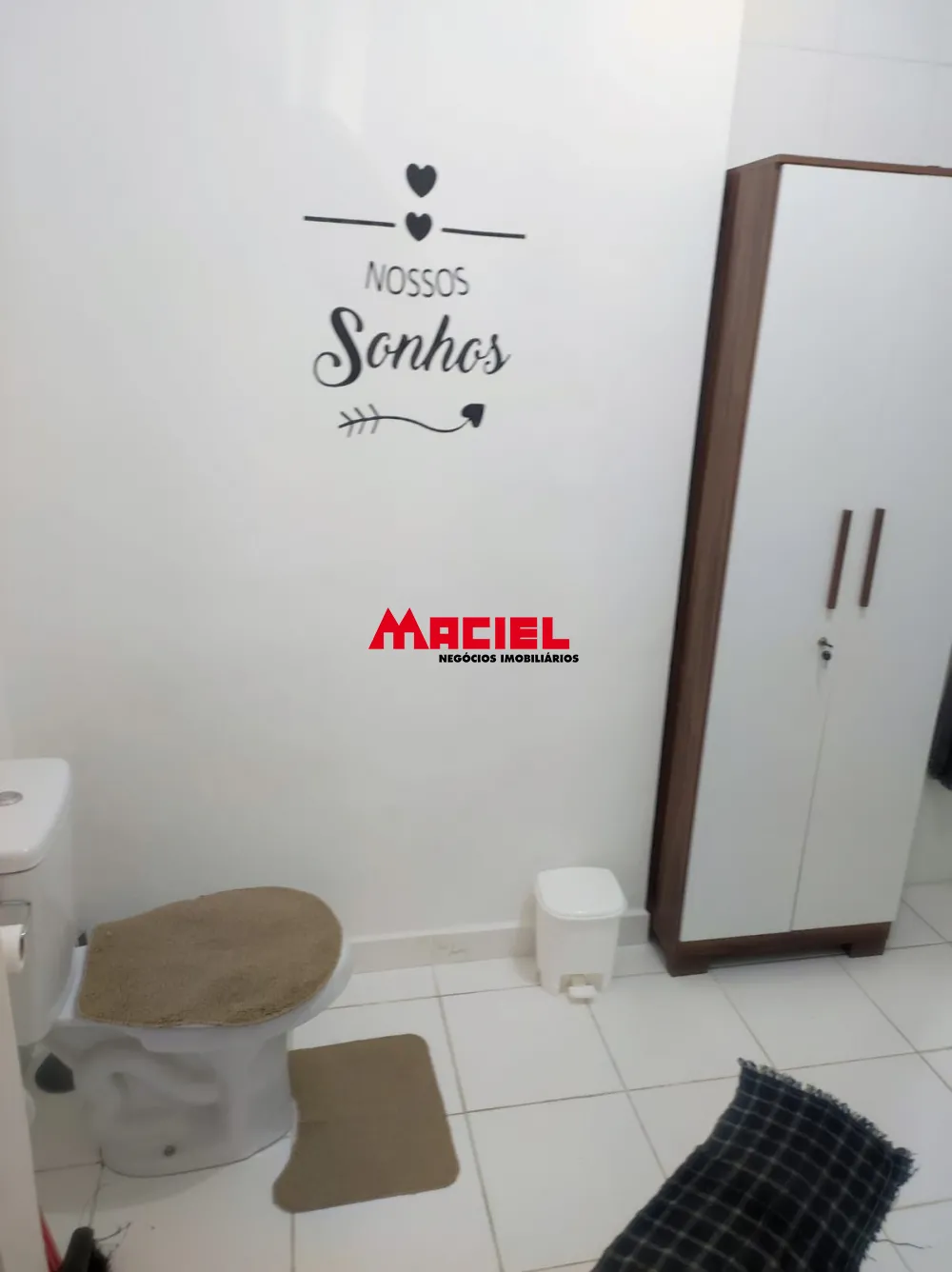 Alugar Apartamento / Padr&atilde;o em S&atilde;o Jos&eacute; dos Campos R$ 2.400,00 - Foto 13
