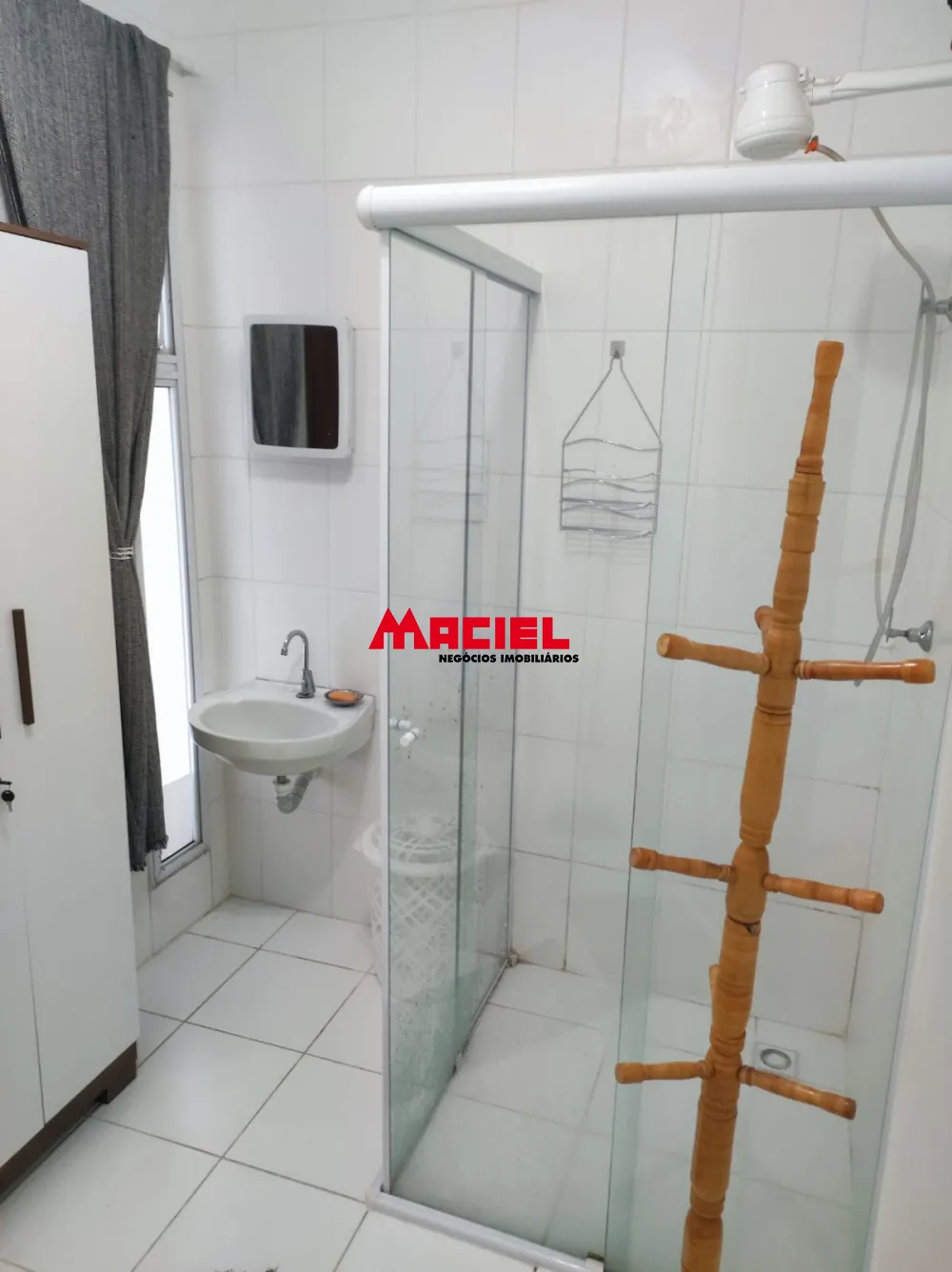 Alugar Apartamento / Padr&atilde;o em S&atilde;o Jos&eacute; dos Campos R$ 2.400,00 - Foto 14