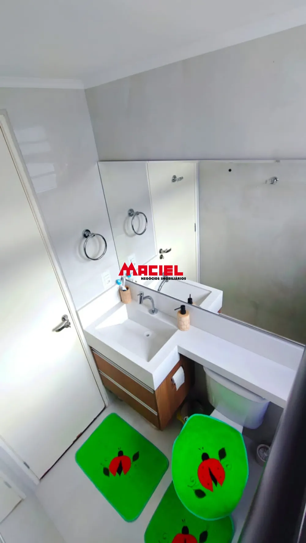 Comprar Apartamento / Padr&atilde;o em S&atilde;o Jos&eacute; dos Campos R$ 245.000,00 - Foto 12