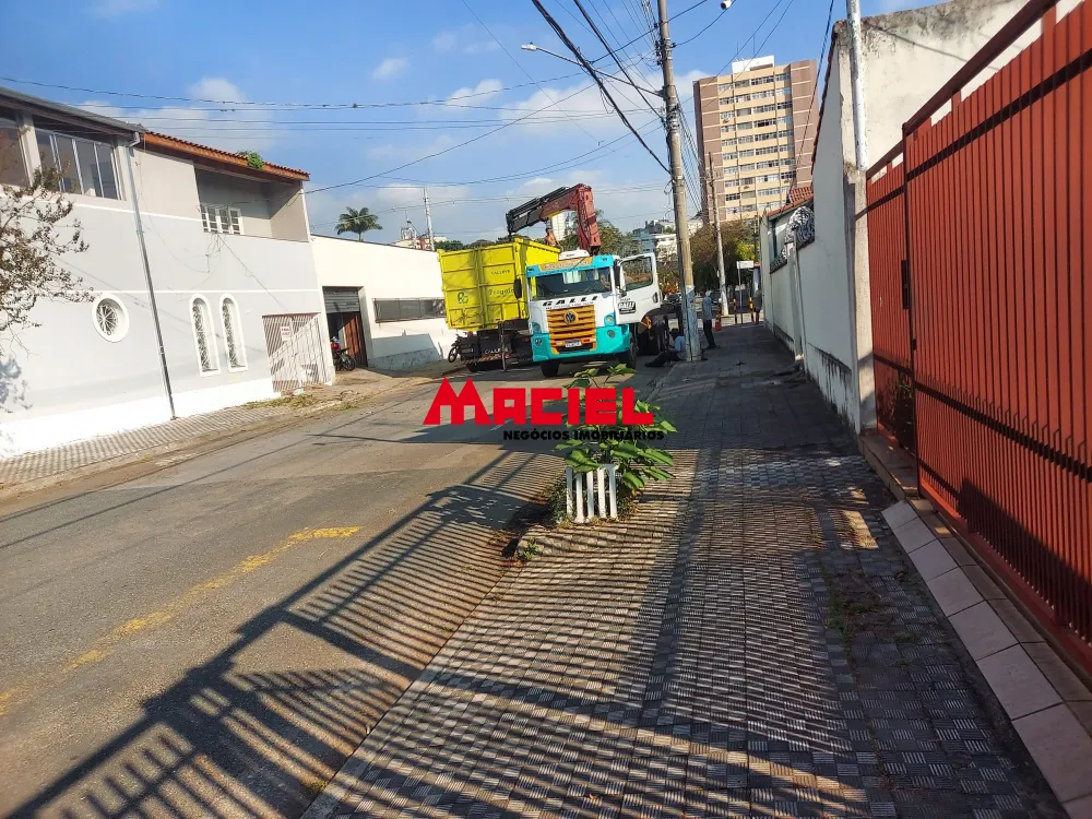 Comprar Casa / Padr&atilde;o em S&atilde;o Jos&eacute; dos Campos R$ 690.000,00 - Foto 1