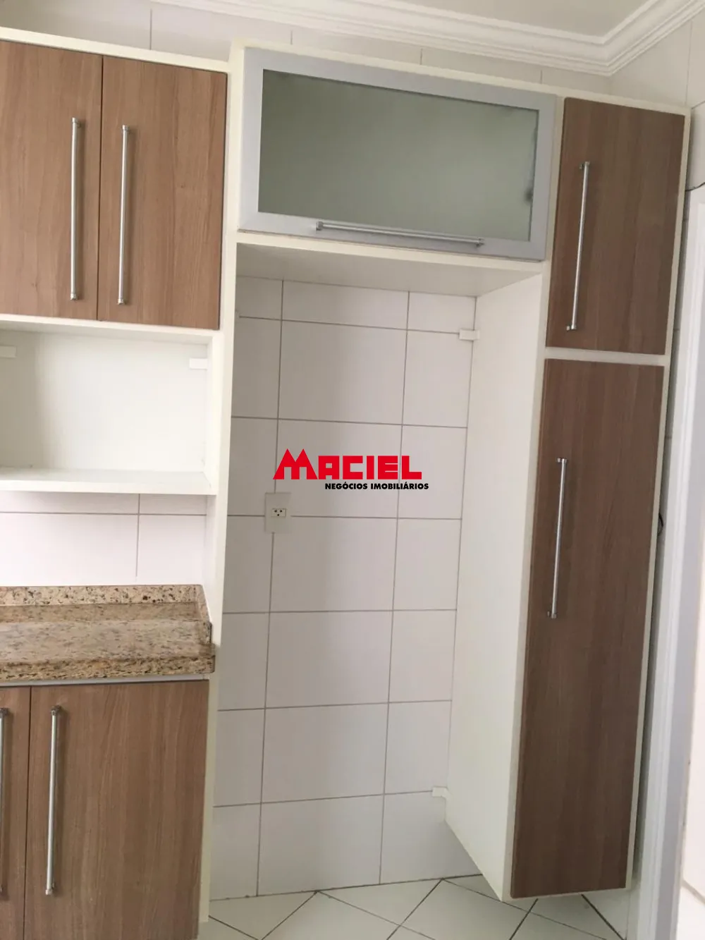 Alugar Apartamento / Padr&atilde;o em S&atilde;o Jos&eacute; dos Campos R$ 4.000,00 - Foto 6