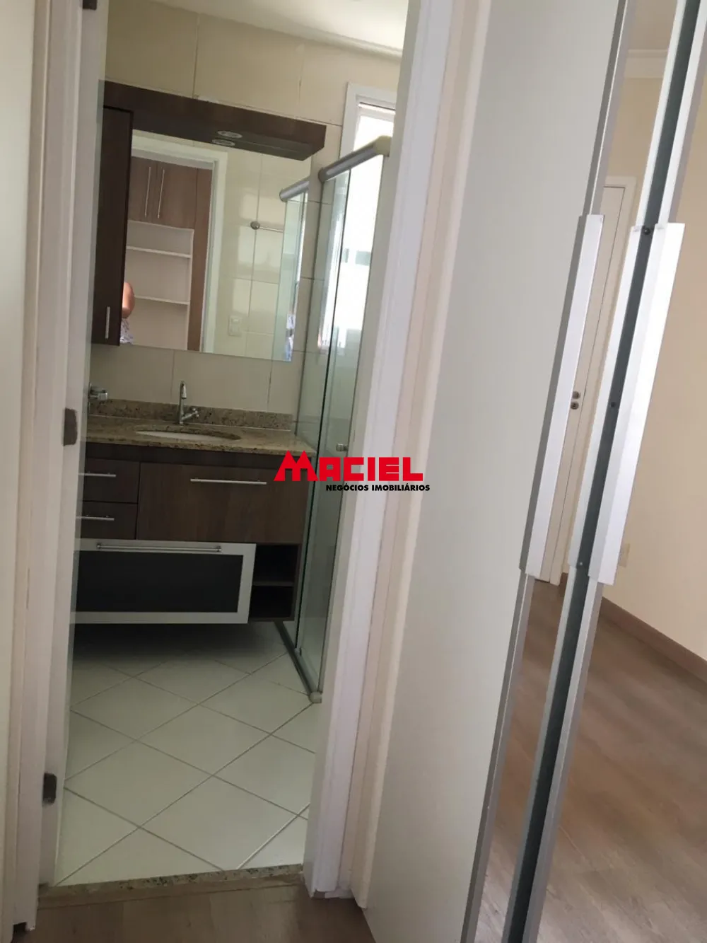 Alugar Apartamento / Padr&atilde;o em S&atilde;o Jos&eacute; dos Campos R$ 4.000,00 - Foto 18