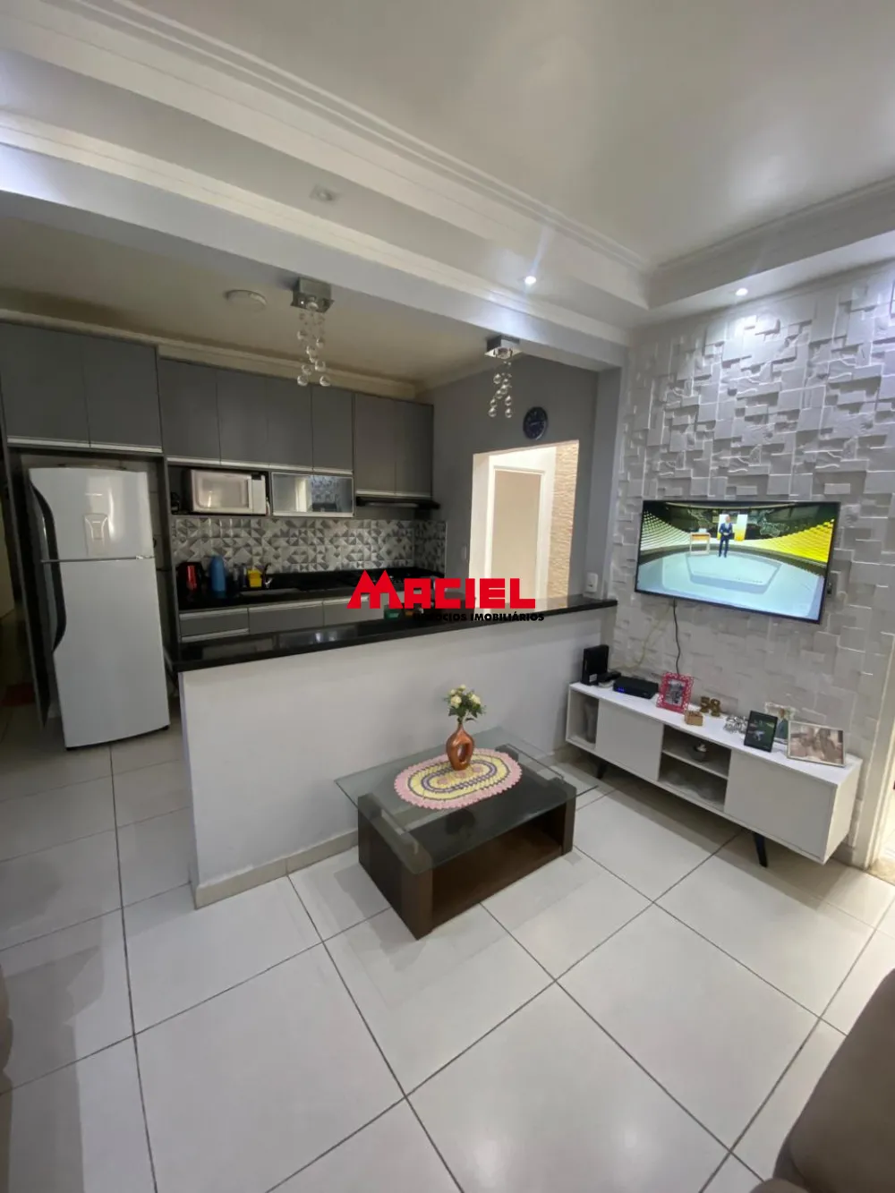 Comprar Casa / Padr&atilde;o em S&atilde;o Jos&eacute; dos Campos R$ 450.000,00 - Foto 2