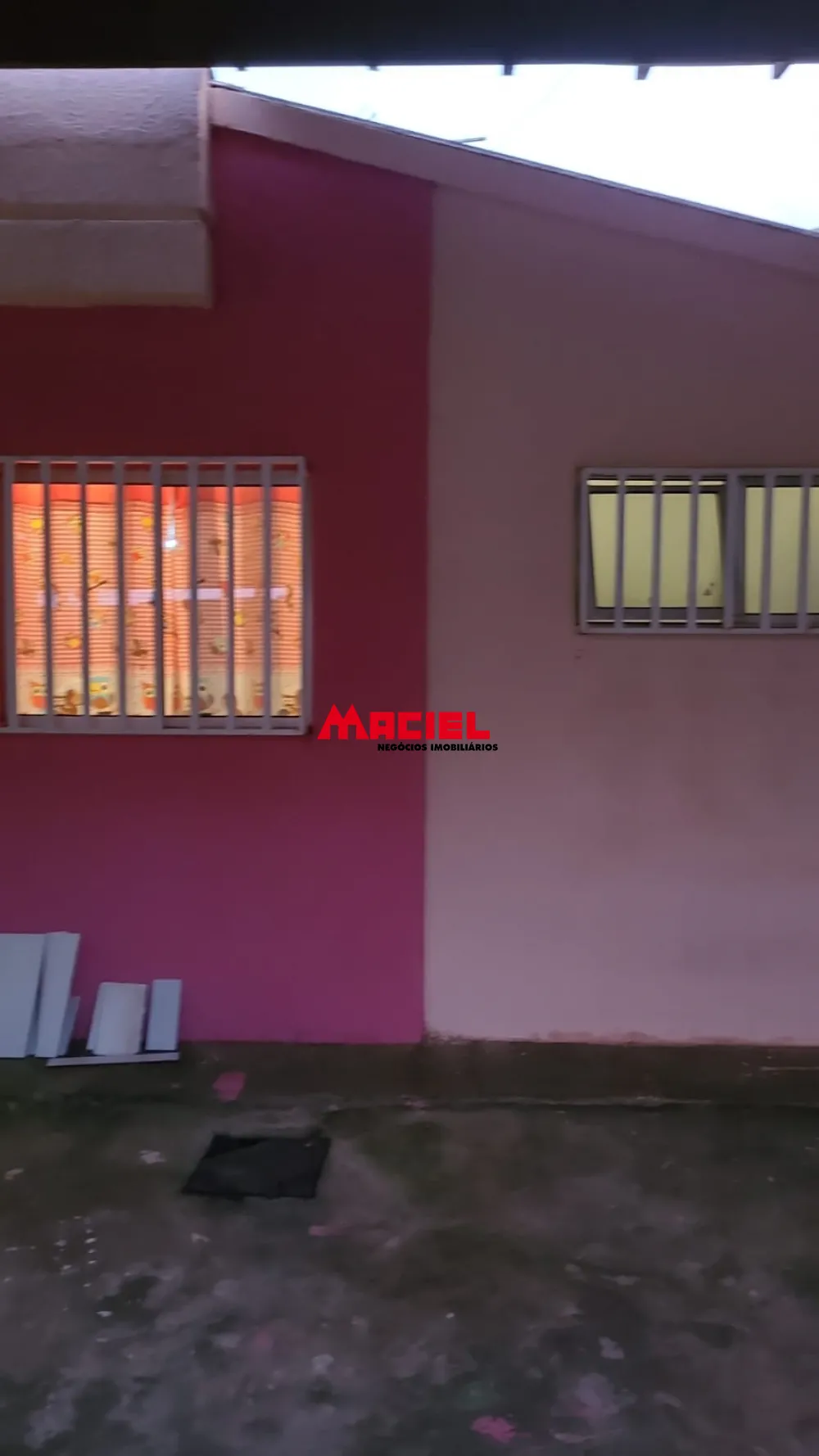 Comprar Casa / Padr&atilde;o em S&atilde;o Jos&eacute; dos Campos R$ 250.000,00 - Foto 1