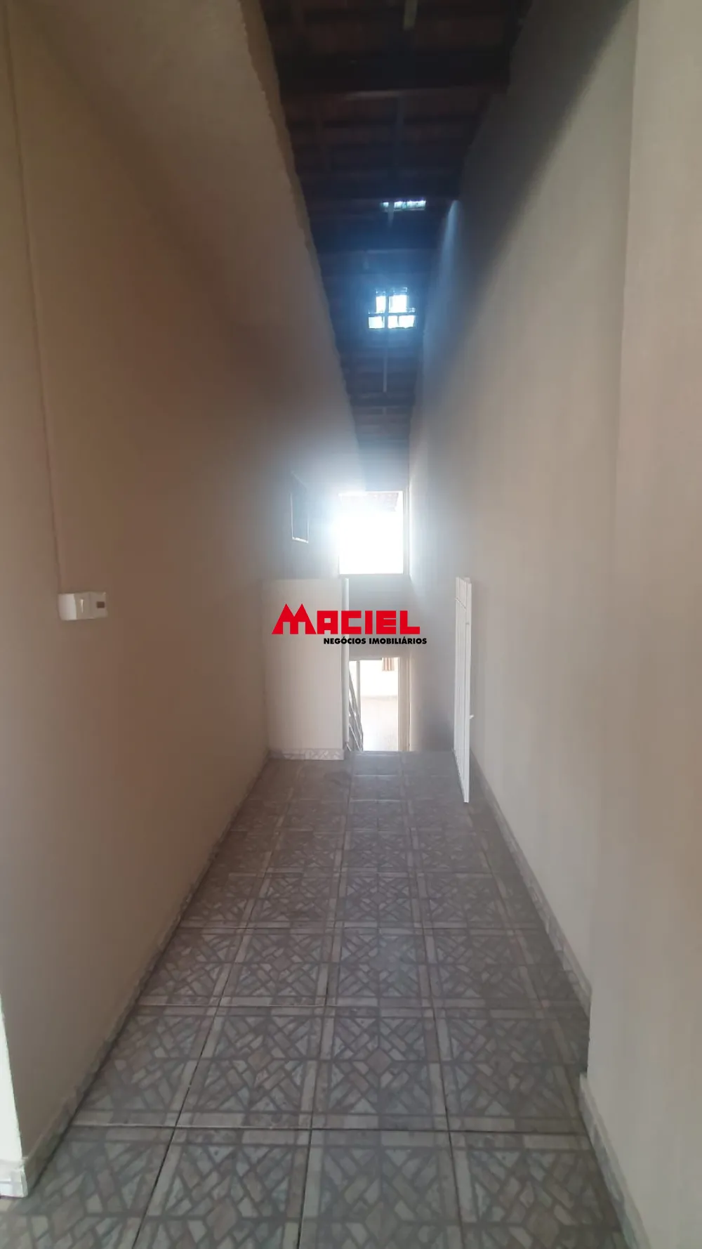 Alugar Casa / Sobrado em S&atilde;o Jos&eacute; dos Campos R$ 3.800,00 - Foto 9