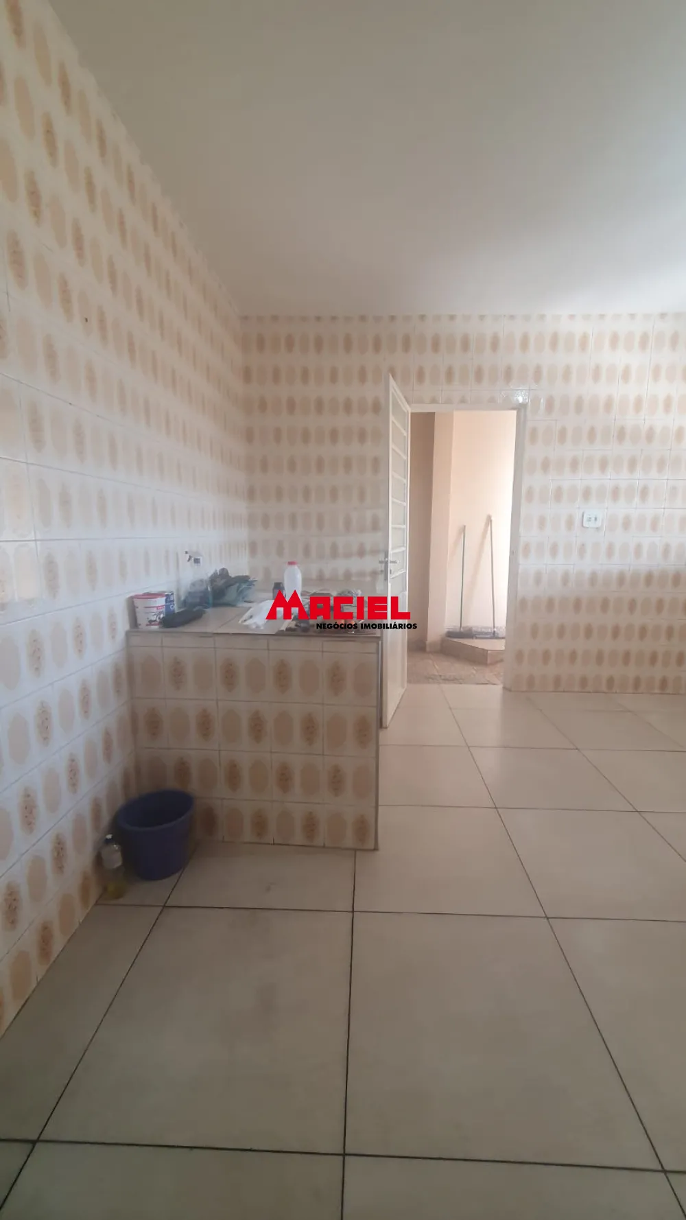 Alugar Casa / Sobrado em S&atilde;o Jos&eacute; dos Campos R$ 3.800,00 - Foto 12