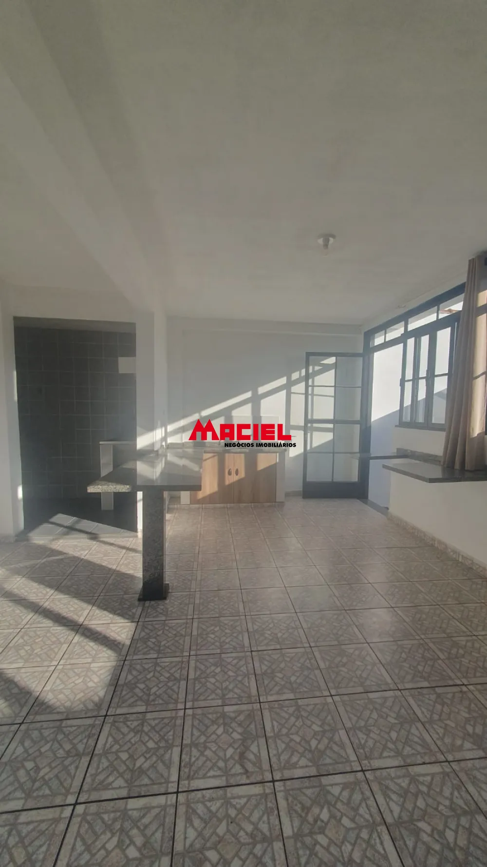 Alugar Casa / Sobrado em S&atilde;o Jos&eacute; dos Campos R$ 3.800,00 - Foto 16