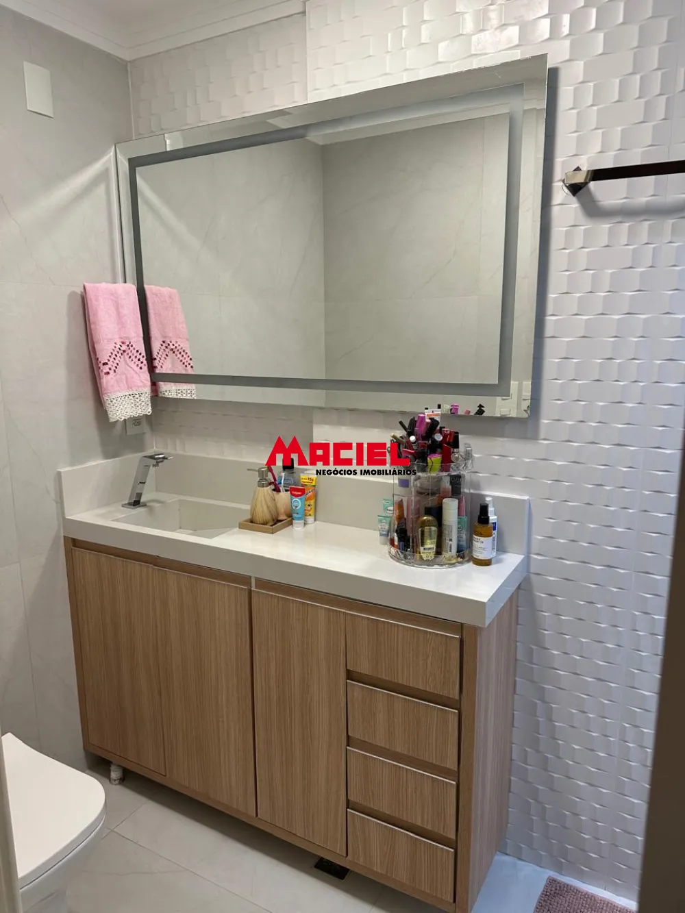 Comprar Apartamento / Padr&atilde;o em S&atilde;o Jos&eacute; dos Campos R$ 870.000,00 - Foto 17
