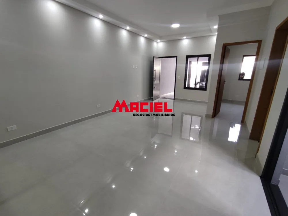 Comprar Casa / Padr&atilde;o em S&atilde;o Jos&eacute; dos Campos R$ 618.000,00 - Foto 1