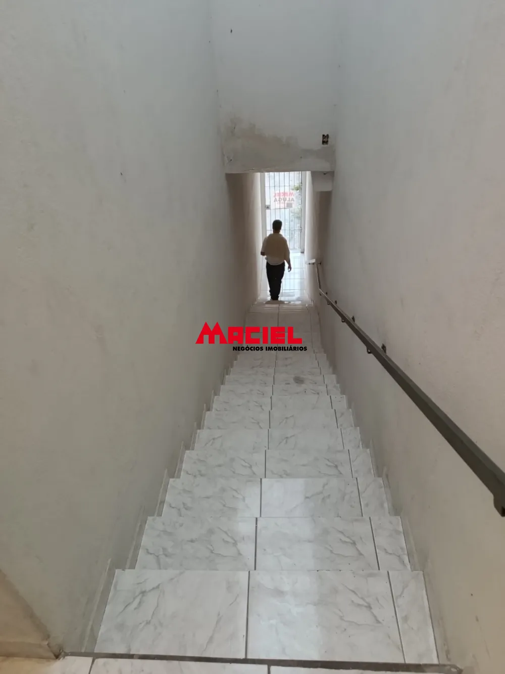 Alugar Casa / Sobrado em S&atilde;o Jos&eacute; dos Campos R$ 1.000,00 - Foto 12