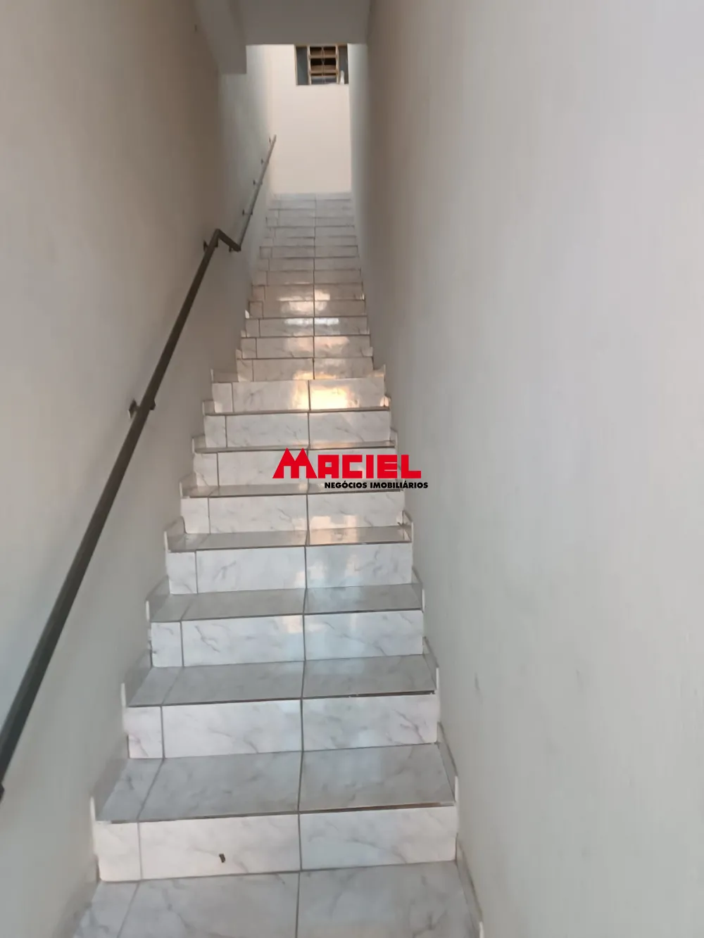 Alugar Casa / Sobrado em S&atilde;o Jos&eacute; dos Campos R$ 1.000,00 - Foto 14