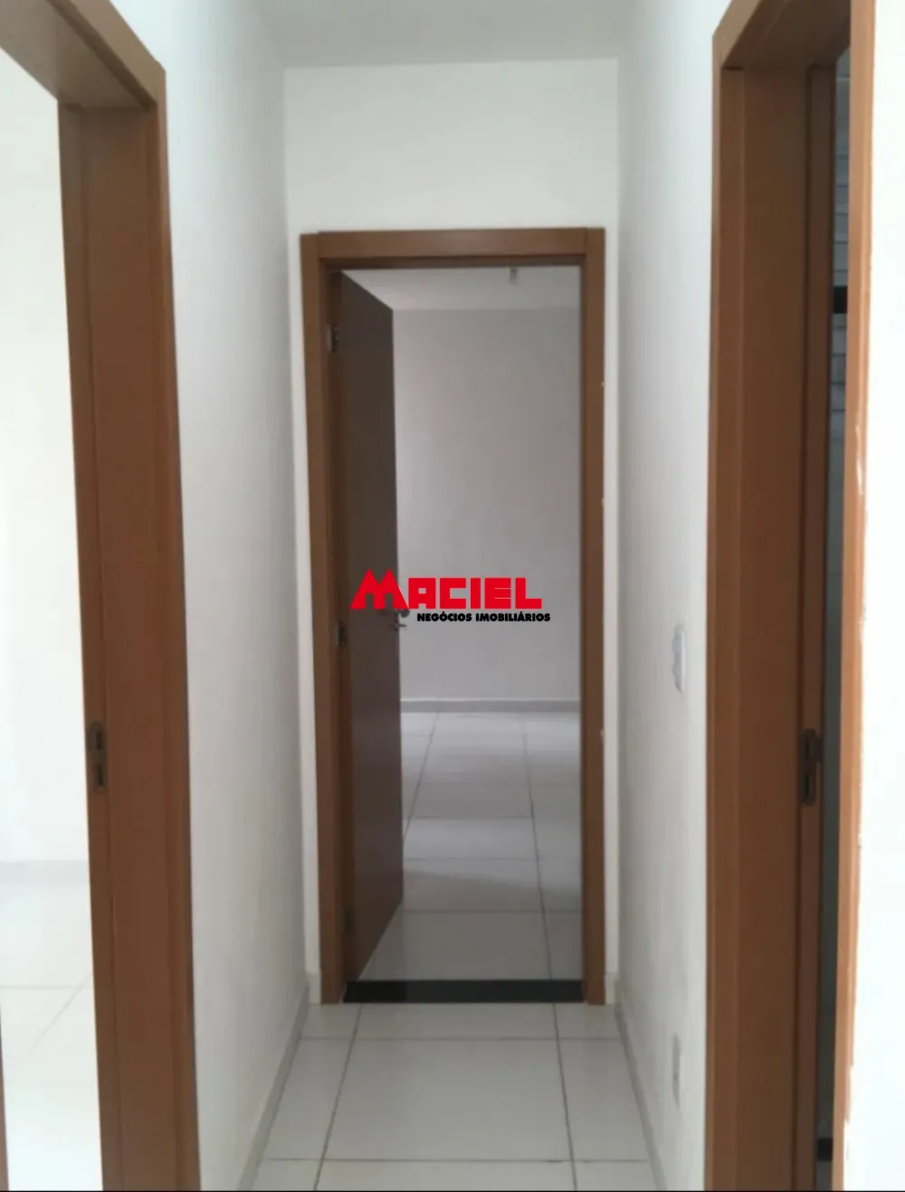 Alugar Apartamento / Padr&atilde;o em S&atilde;o Jos&eacute; dos Campos R$ 2.200,00 - Foto 5