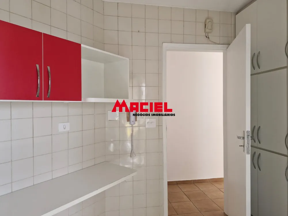 Comprar Apartamento / Padr&atilde;o em S&atilde;o Jos&eacute; dos Campos R$ 325.000,00 - Foto 11