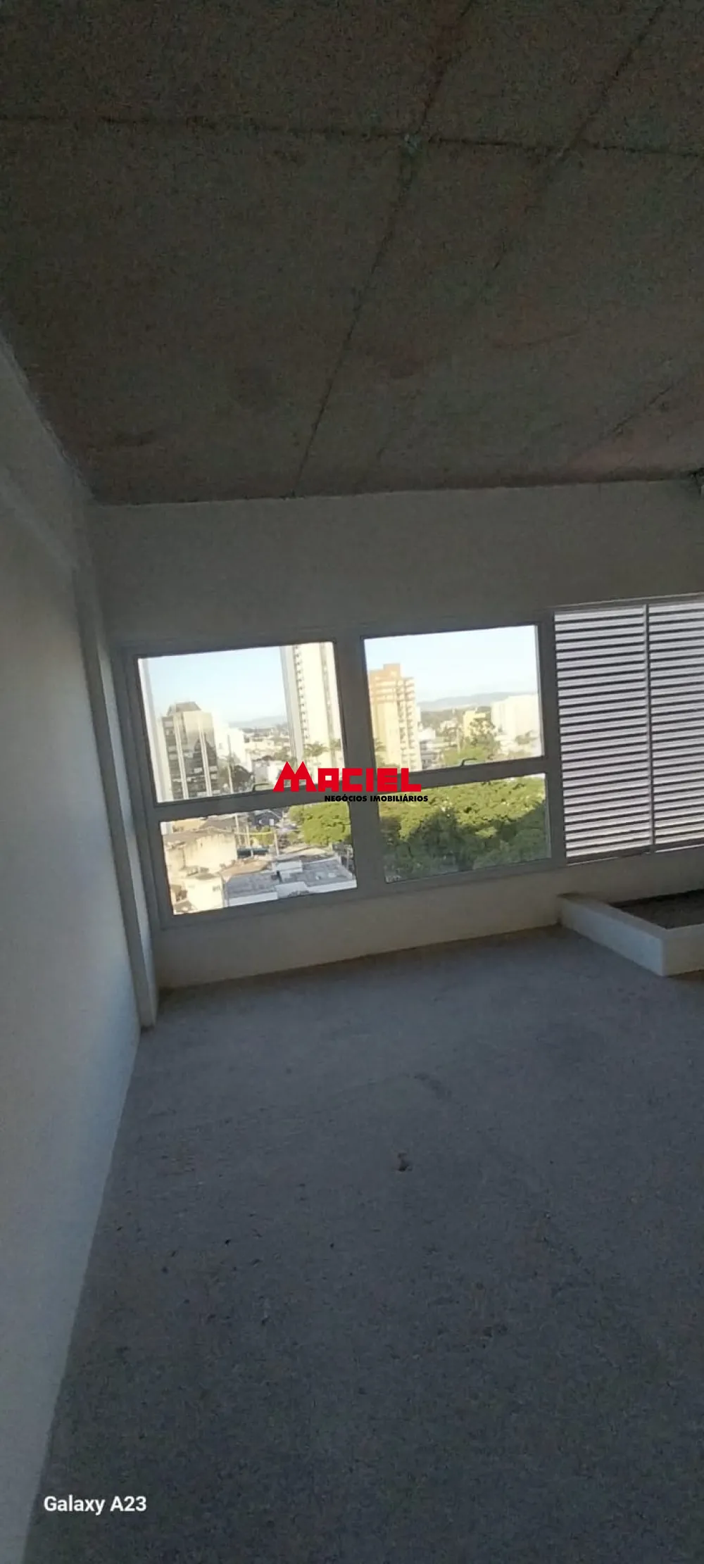 Comprar Comercial / Sala em Edif&iacute;cio/Condom&iacute;nio em S&atilde;o Jos&eacute; dos Campos R$ 390.000,00 - Foto 3