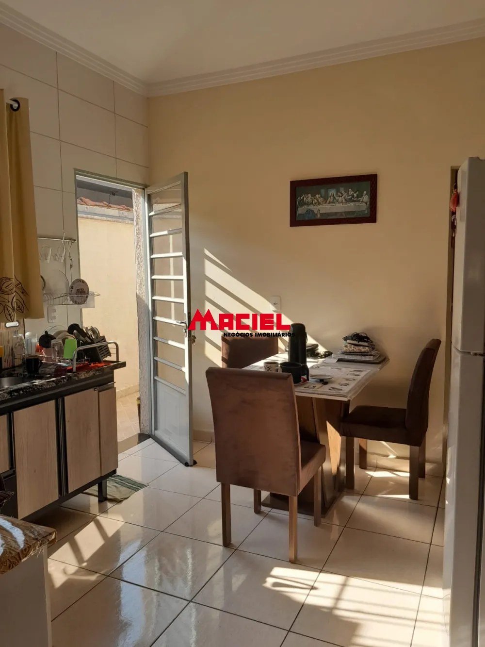 Comprar Casa / Padr&atilde;o em S&atilde;o Jos&eacute; dos Campos R$ 390.000,00 - Foto 3