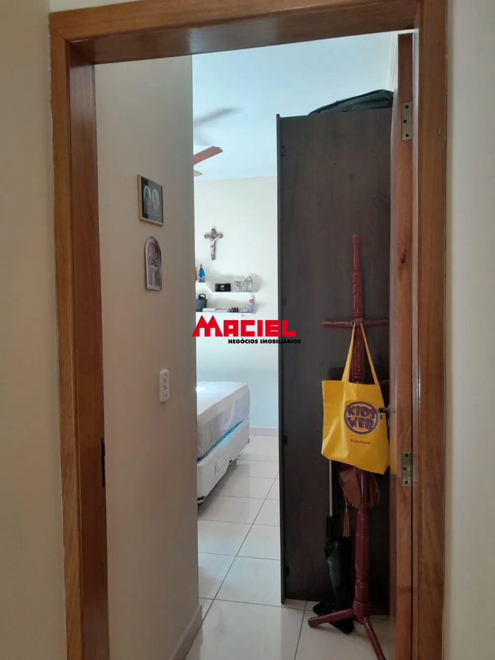 Comprar Casa / Padr&atilde;o em S&atilde;o Jos&eacute; dos Campos R$ 390.000,00 - Foto 12