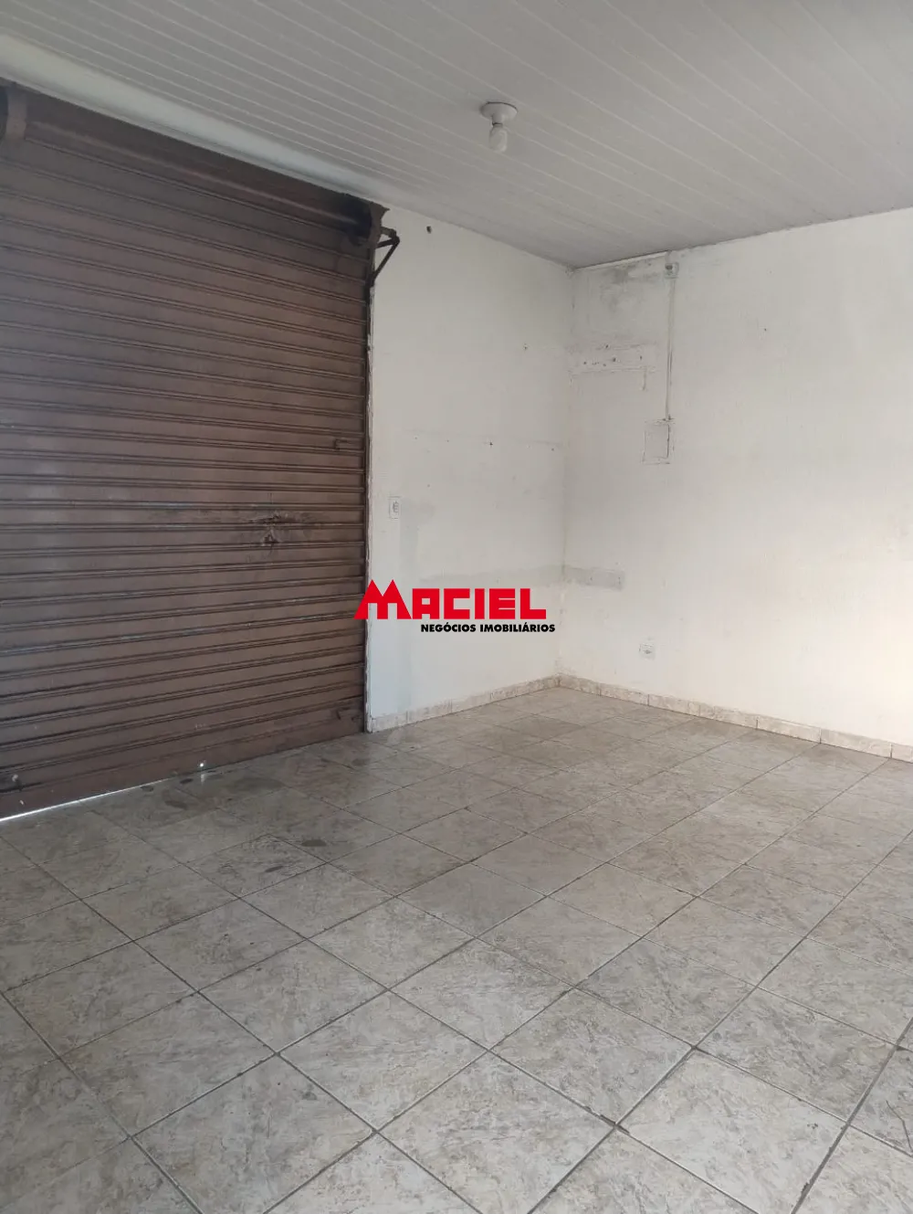 Alugar Comercial / Ponto Comercial em S&atilde;o Jos&eacute; dos Campos R$ 1.200,00 - Foto 4