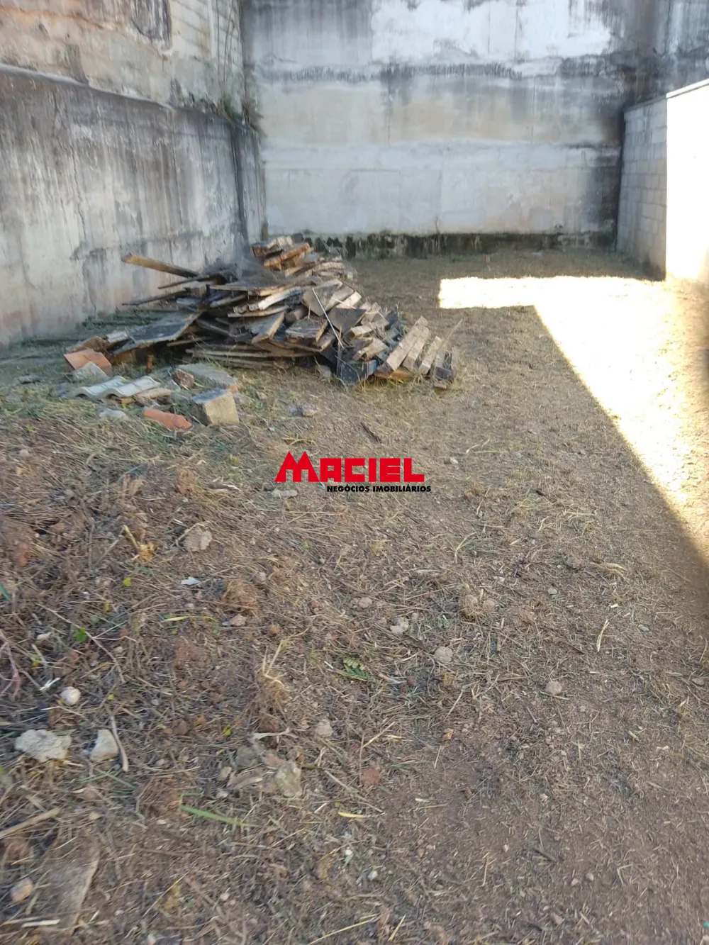 Comprar Terreno / Padr&atilde;o em S&atilde;o Jos&eacute; dos Campos R$ 165.000,00 - Foto 2