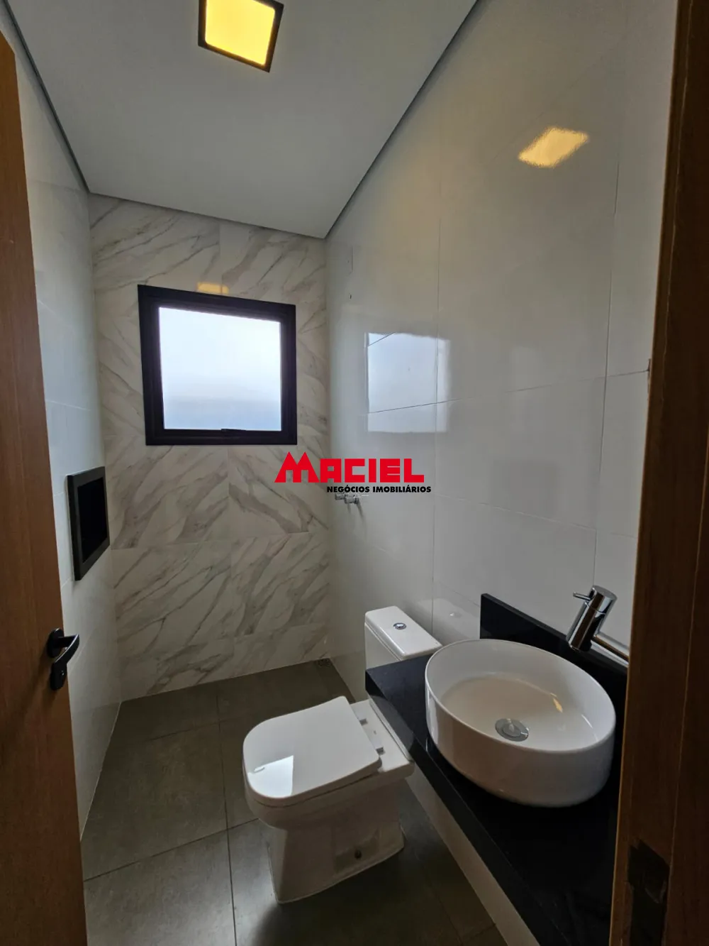 Comprar Casa / Condom&iacute;nio em Ca&ccedil;apava R$ 850.000,00 - Foto 12