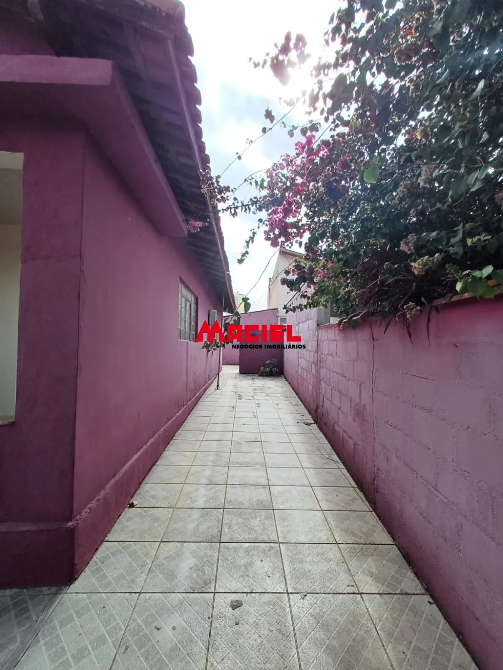 Comprar Casa / Padr&atilde;o em S&atilde;o Jos&eacute; dos Campos R$ 650.000,00 - Foto 3