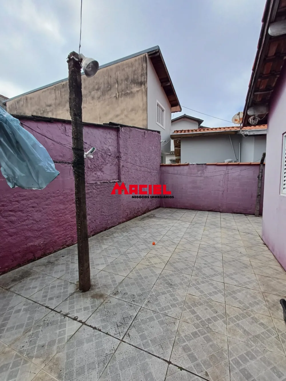 Comprar Casa / Padr&atilde;o em S&atilde;o Jos&eacute; dos Campos R$ 650.000,00 - Foto 4