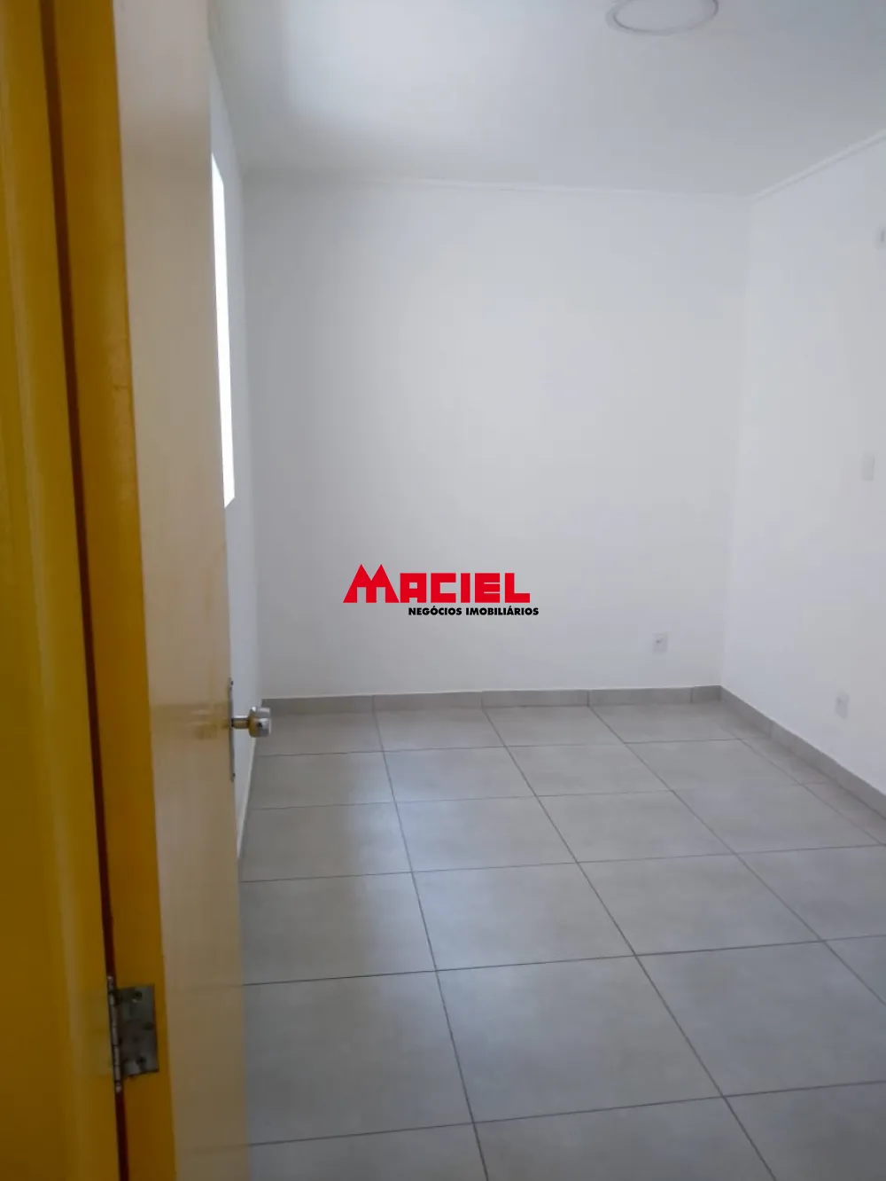 Comprar Casa / Padr&atilde;o em Ca&ccedil;apava R$ 680.000,00 - Foto 9