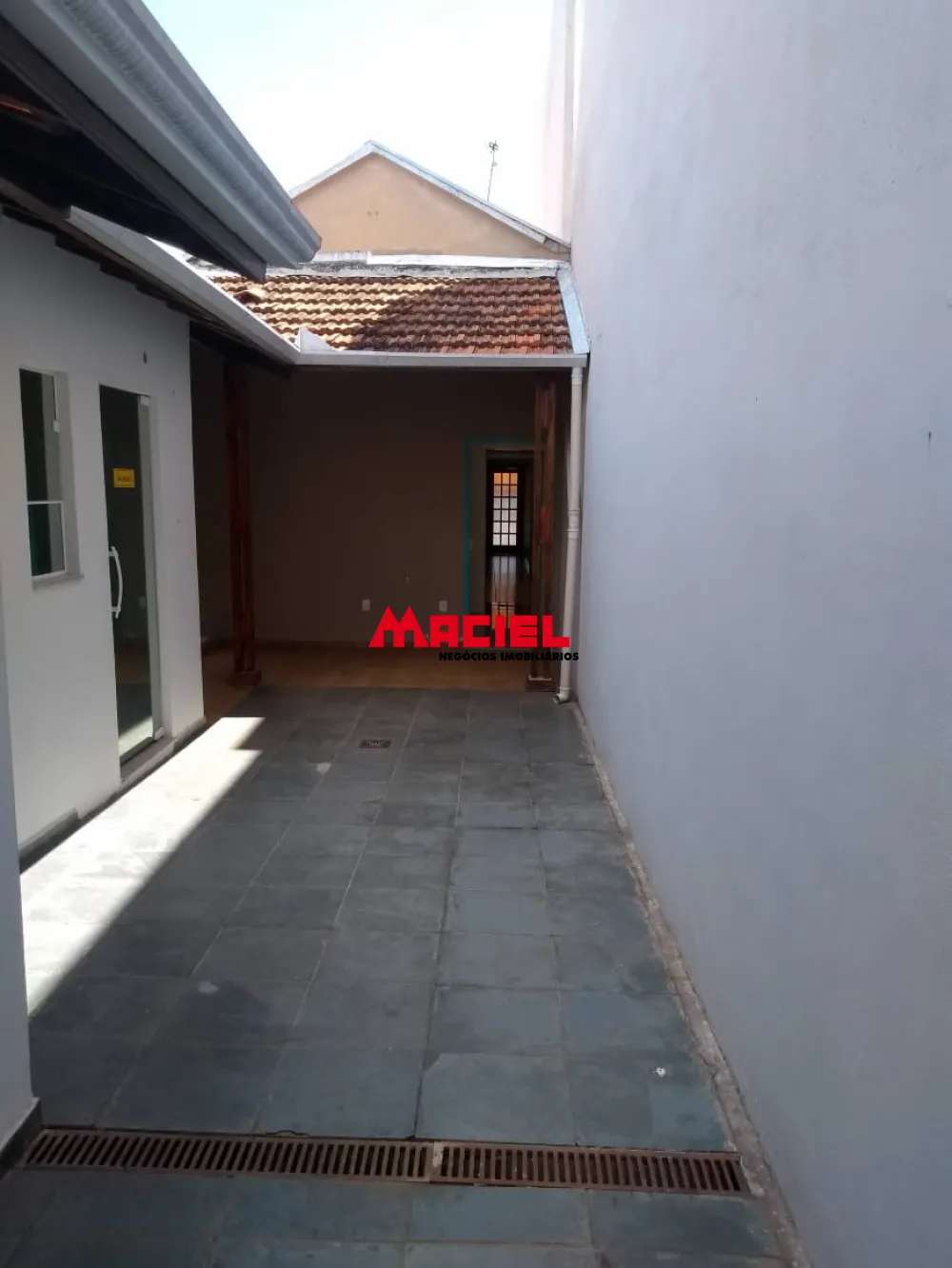 Comprar Casa / Padr&atilde;o em Ca&ccedil;apava R$ 680.000,00 - Foto 16