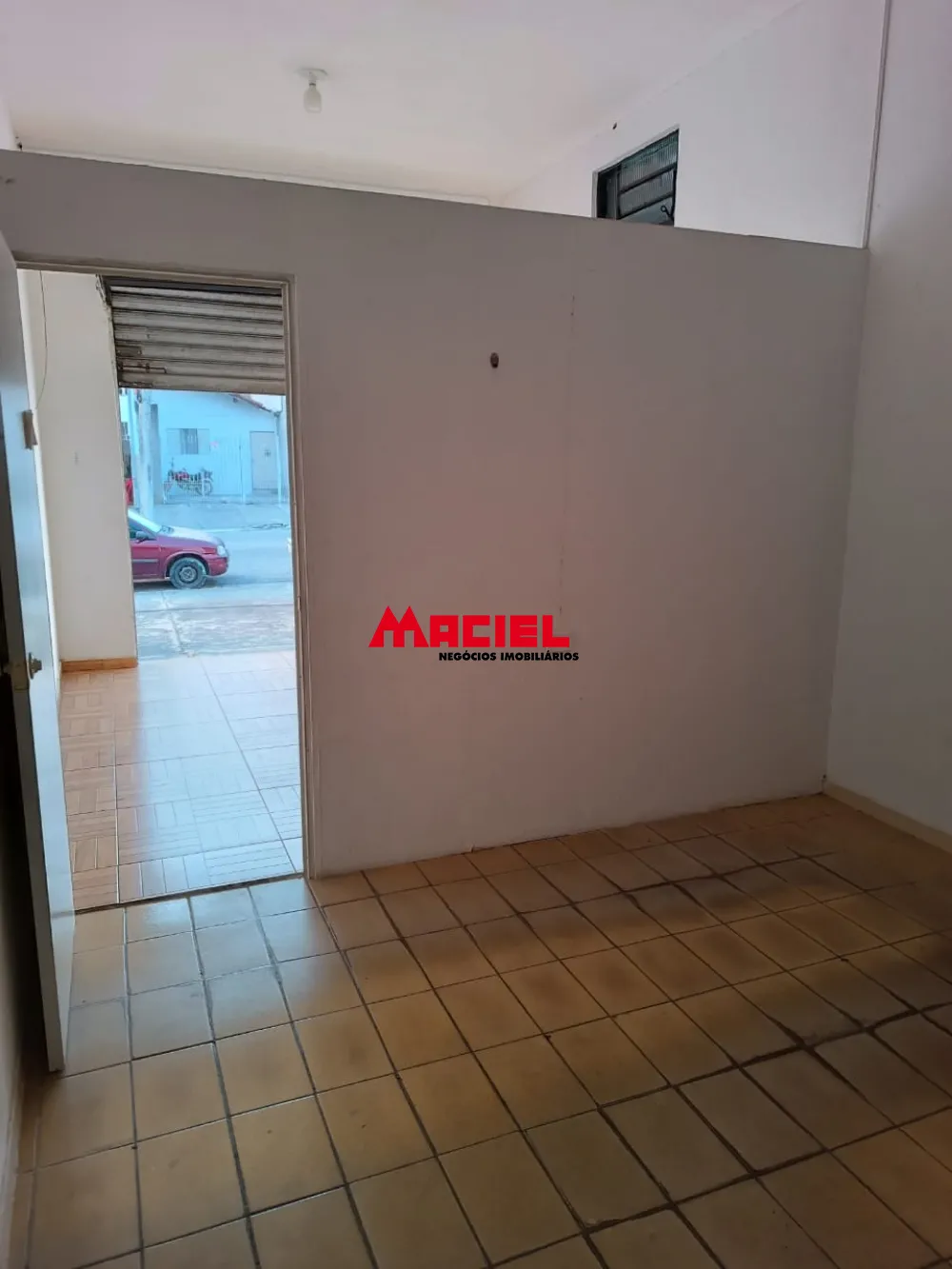 Alugar Comercial / Ponto Comercial em S&atilde;o Jos&eacute; dos Campos R$ 1.100,00 - Foto 1