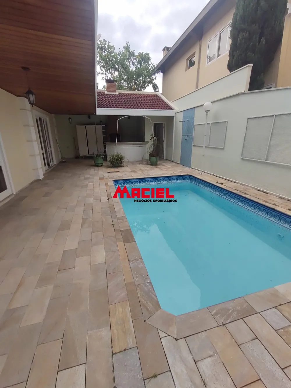 Alugar Casa / Condom&iacute;nio em S&atilde;o Jos&eacute; dos Campos R$ 8.000,00 - Foto 32
